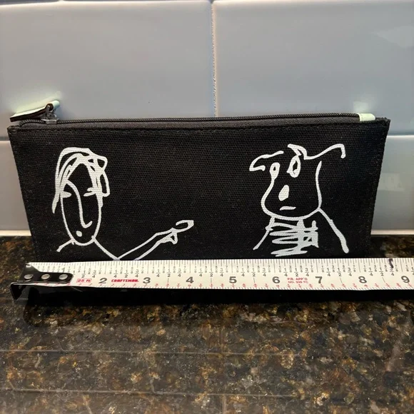 Kate Spade/Maira Kalman Black and White Pencil Case - Picture 5 of 6